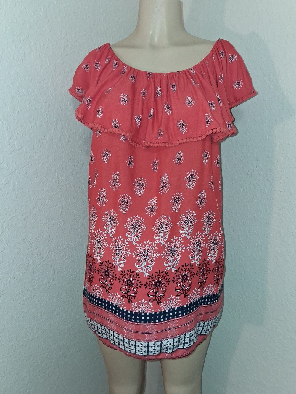 FADED GLORY RED, WHITE, & BLUE TOP SZ LG (12-14)